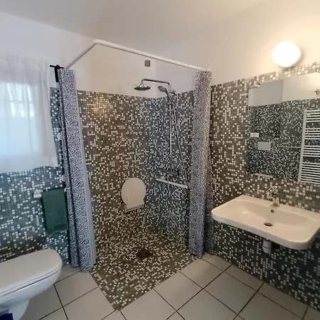 Le Clos Des Galejades Apart Otel Porquerolles
