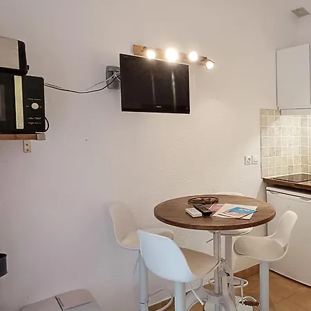 Le Clos Des Galejades Apart Otel *