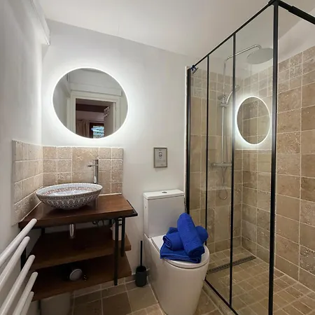Le Clos Des Galejades Aparthotel