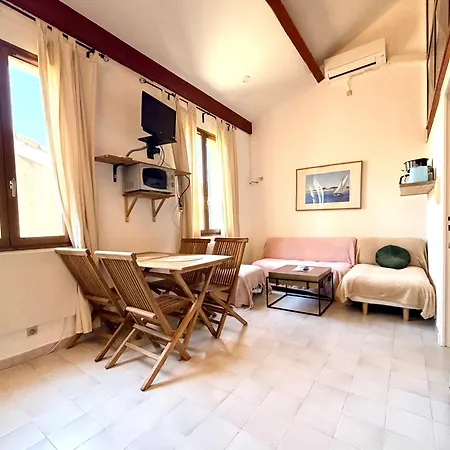 Le Clos Des Galejades 3*