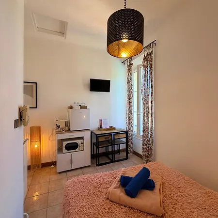 Le Clos Des Galejades Aparthotel Porquerolles