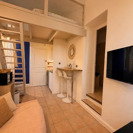 Appart hôtel Le Clos Des Galéjades 3*