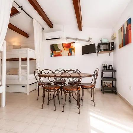 Aparthotel Le Clos Des Galéjades 3*
