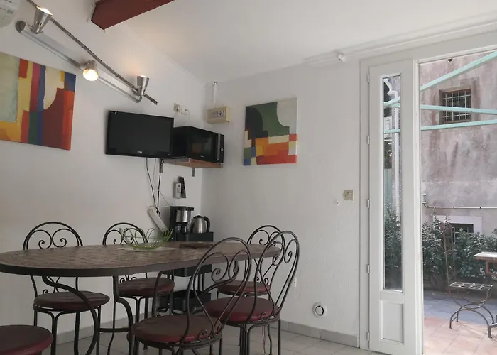 아파트호텔 Le Clos Des Galejades 3*